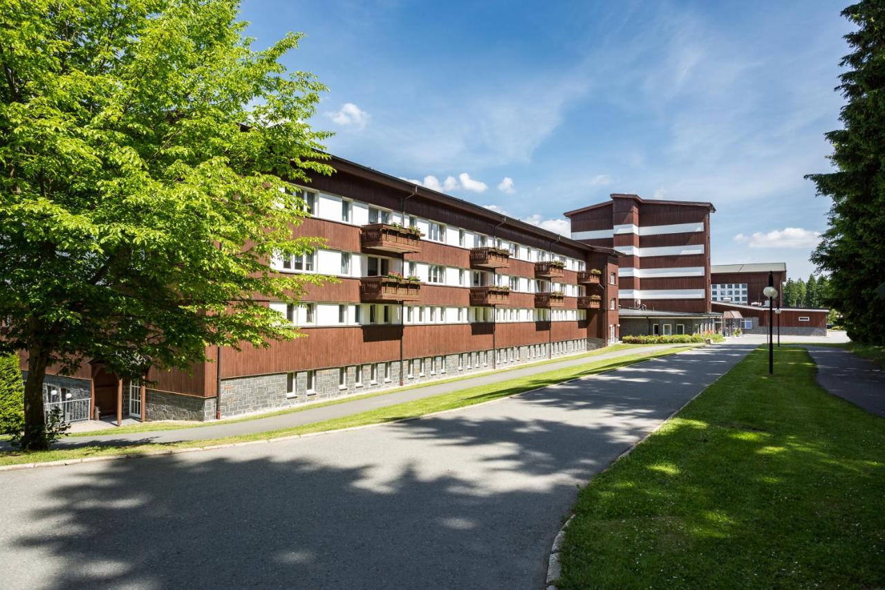 Sportpark Rabenberg Hotell Breitenbrunn  Exteriör bild