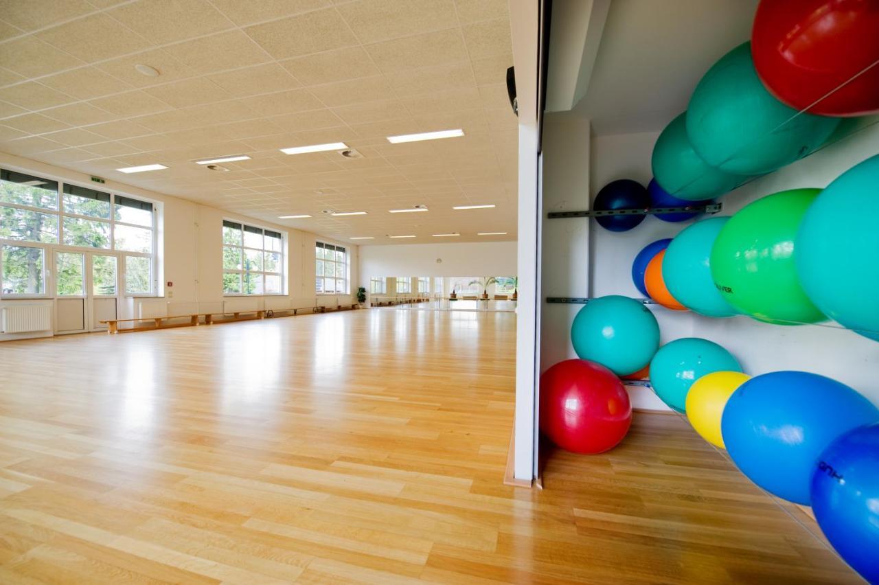 Sportpark Rabenberg Hotell Breitenbrunn  Exteriör bild