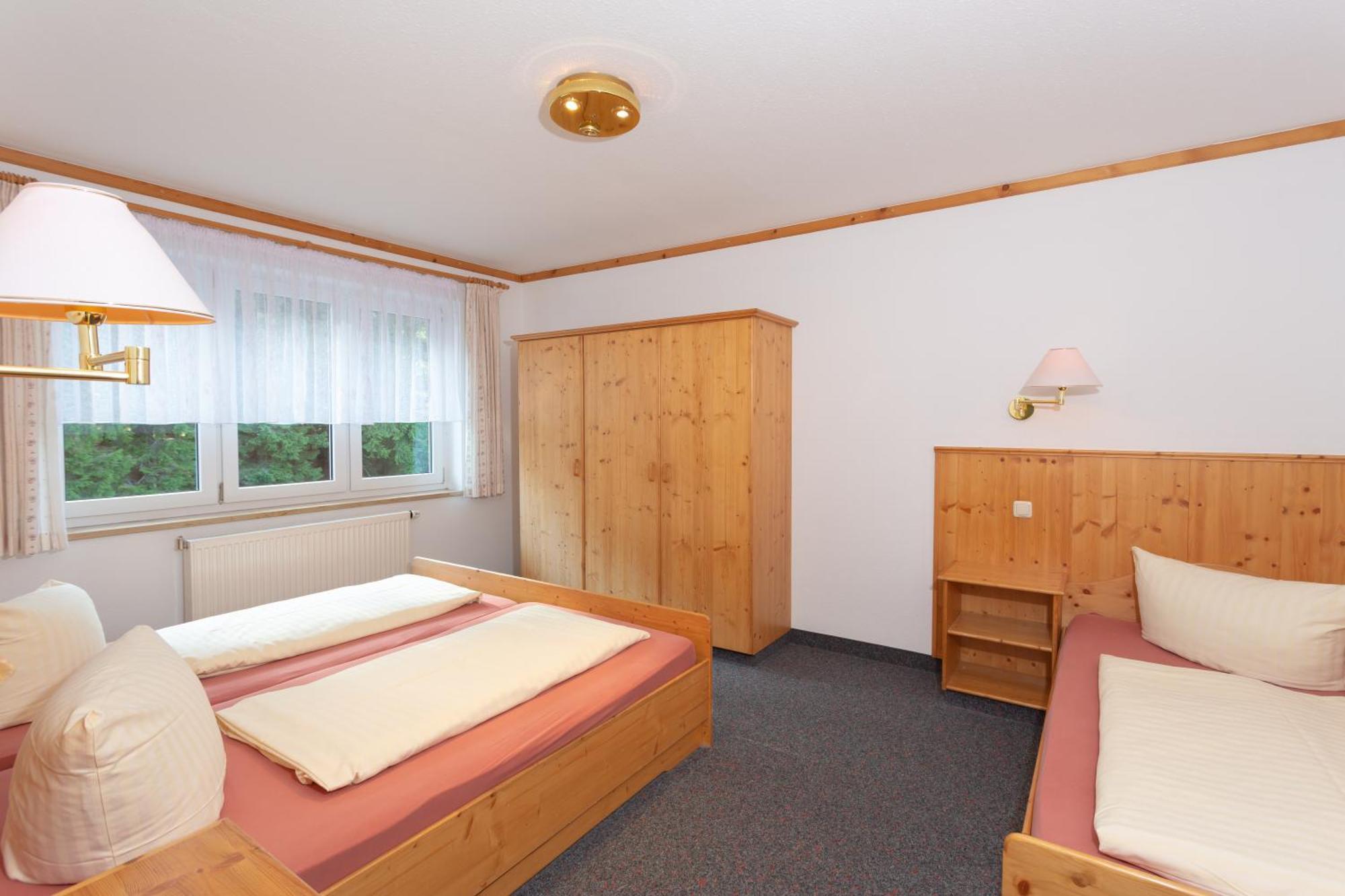 Sportpark Rabenberg Hotell Breitenbrunn  Exteriör bild
